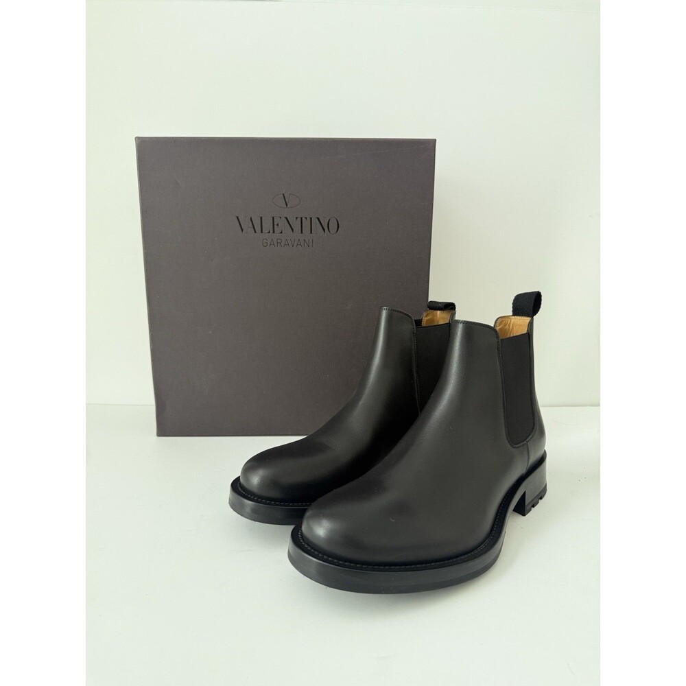 Valentino Garavani Beatle Boots with Studs - US 9